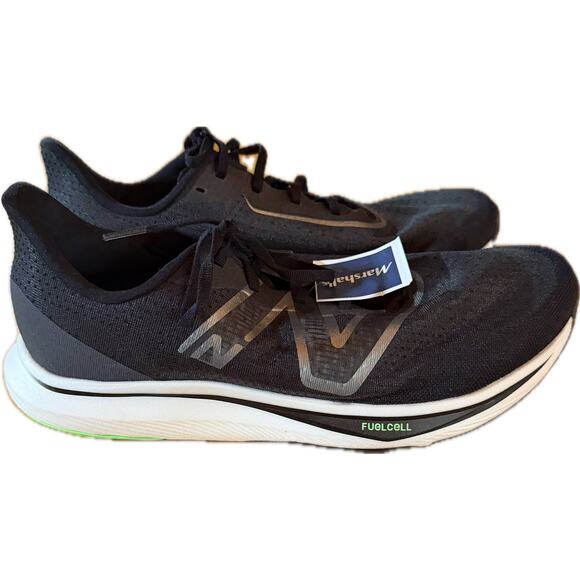 New Balance FuelCell Rebel v3 Men's Running Shoes Black Gray Green Size 12 - Picture 2 of 5